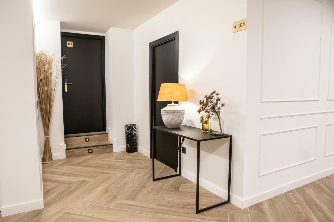Blanq Comedias Valencia Exterior foto
